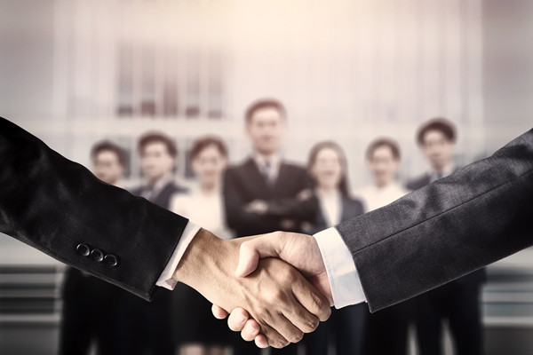 年度經(jīng)營(yíng)計(jì)劃與戰(zhàn)略規(guī)劃：相輔相成，共同發(fā)展