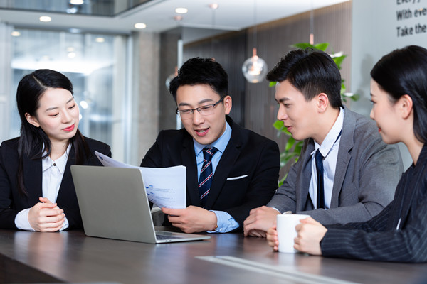 如何加強集團(tuán)內(nèi)部信息溝通促進(jìn)團(tuán)隊協(xié)作？