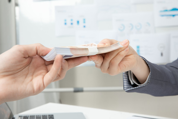 全球化下如何制定跨文化、跨區(qū)域的薪酬策略？