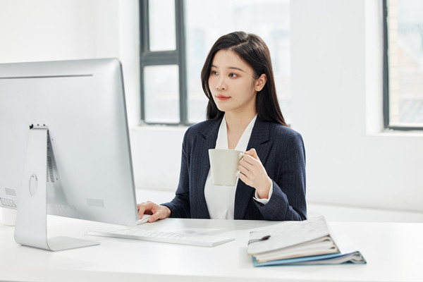 高管薪酬激勵：吸引和留住人才，推動企業(yè)持續(xù)發(fā)展