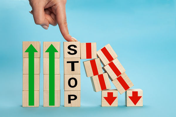 智能決策：利用數(shù)據(jù)驅(qū)動策略，提升企業(yè)管理效能