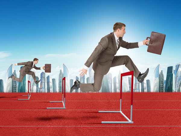 人才引進(jìn)與培養(yǎng)：打造高效人才隊伍，提升企業(yè)競爭力