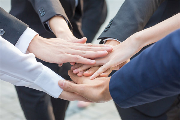 員工激勵(lì)策略：如何精準(zhǔn)匹配個(gè)人需求與企業(yè)目標(biāo)？