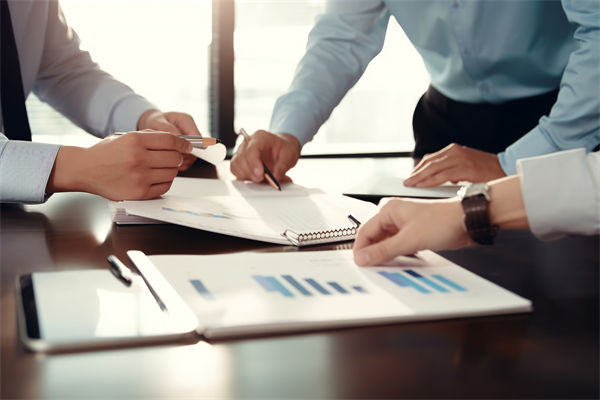 如何確保薪酬績效體系公平透明，增強員工信任？