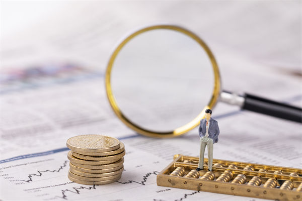 集團(tuán)管控中，如何有效實(shí)施風(fēng)險(xiǎn)管理以保障企業(yè)穩(wěn)健發(fā)展？