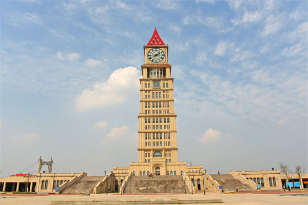 贛州戰(zhàn)略咨詢公司如何幫助企業(yè)制定長遠發(fā)展規(guī)劃？