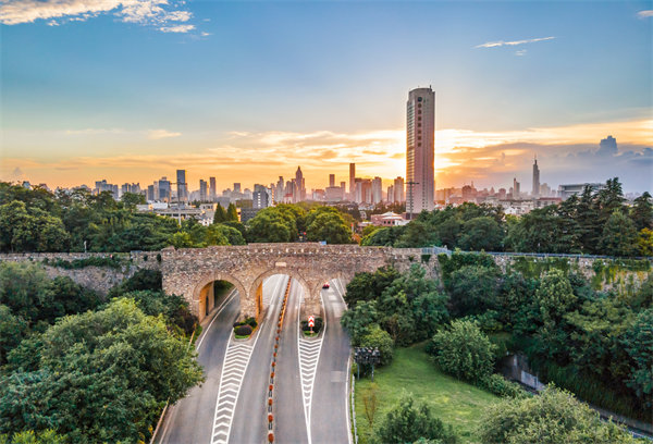 南京集團管控咨詢公司如何優(yōu)化集團管理架構(gòu)？