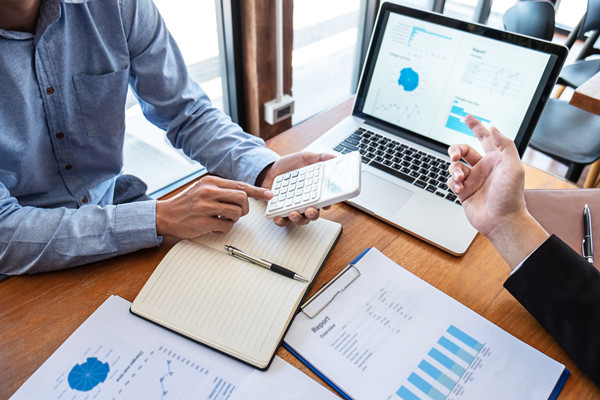 集團如何評估子公司績效，確保戰(zhàn)略目標實現(xiàn)？