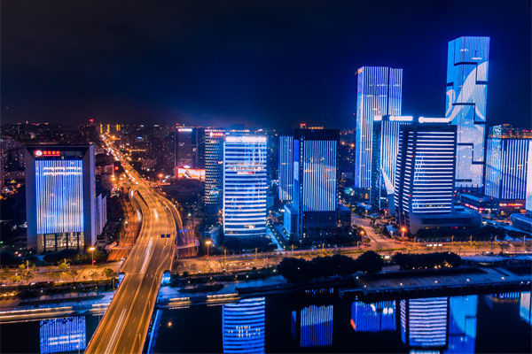 企業(yè)如何借助福州咨詢公司優(yōu)化薪酬結(jié)構(gòu)以激發(fā)員工動力？