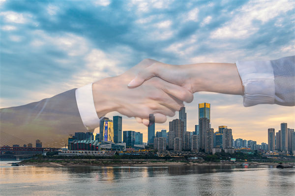 集團(tuán)管控咨詢?nèi)绾螏椭髽I(yè)構(gòu)建協(xié)同高效的管理團(tuán)隊？