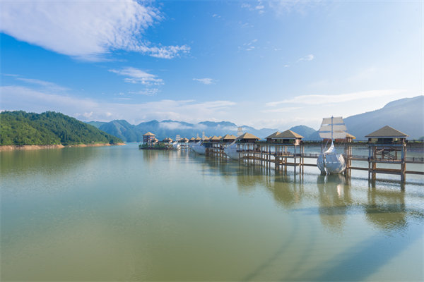 麗水戰(zhàn)略咨詢公司如何為企業(yè)量身定制破局發(fā)展戰(zhàn)略？