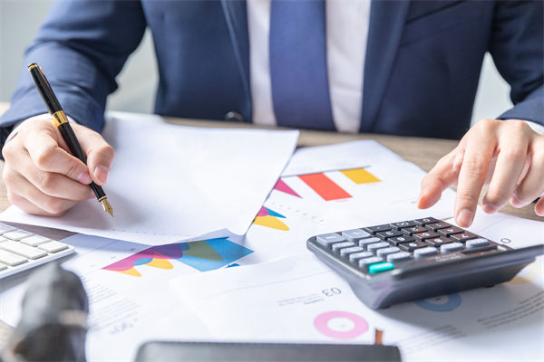 預(yù)算總超支卻無(wú)對(duì)策，企業(yè)預(yù)算管理如何精準(zhǔn)控成本？