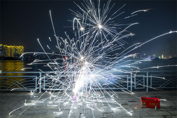 精益生產(chǎn)分析：湖南一花炮廠爆炸，現(xiàn)場升起蘑菇云