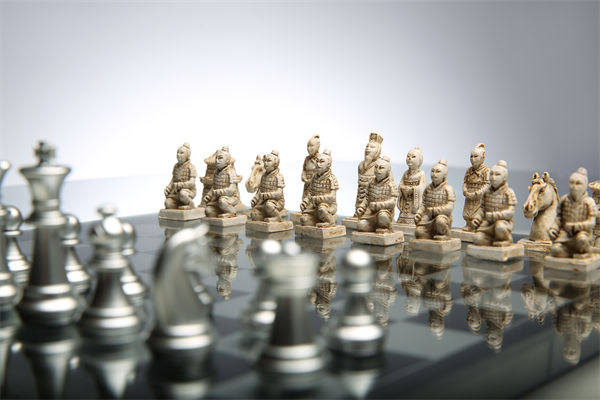 集團(tuán)管控陷入死局：分權(quán)怕失控集權(quán)怕僵化如何破？