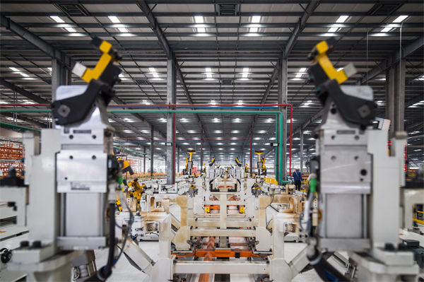 上海無(wú)人駕駛出租車正式運(yùn)營(yíng)，精益生產(chǎn)有何啟示？