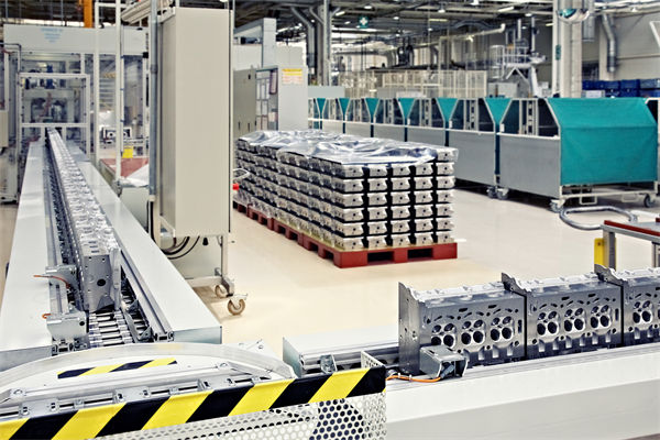 中小企業(yè)應用精益生產(chǎn)，面臨哪些特殊挑戰(zhàn)與機遇？