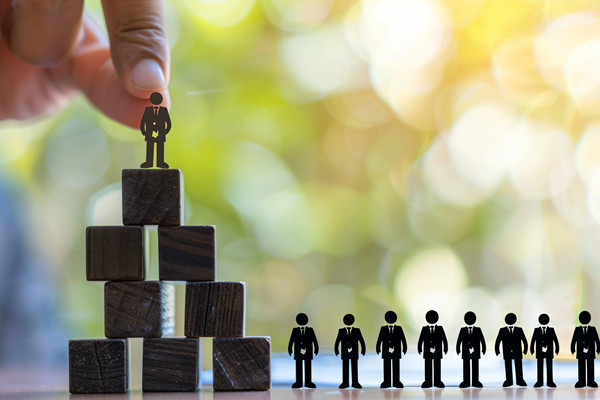 重慶人力資源管理咨詢公司推薦，能破解技能人才斷層難題么？